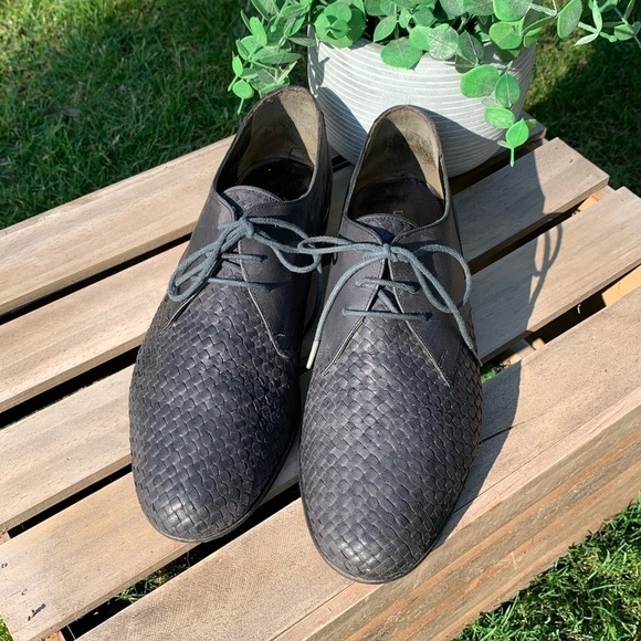 Stephane Kelian Paris Woven Leather Oxford Lace Up | Size 8 - Picture 3 of 12